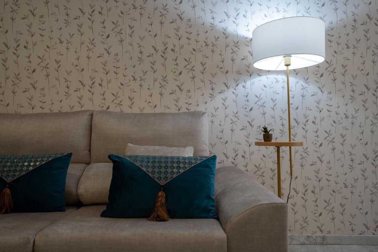 Reina Aixa- Apartamento Centro Гранада Экстерьер фото