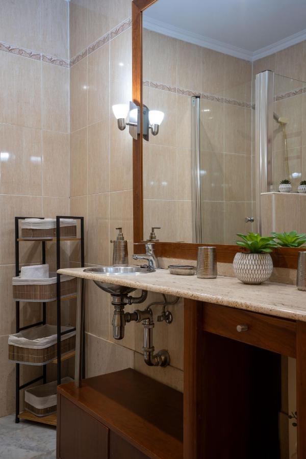 Reina Aixa- Apartamento Centro Гранада Экстерьер фото