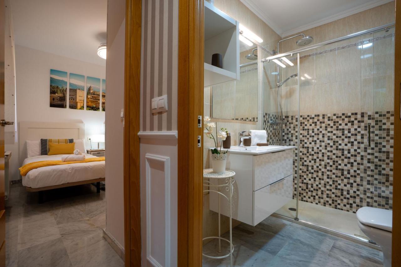 Reina Aixa- Apartamento Centro Гранада Экстерьер фото